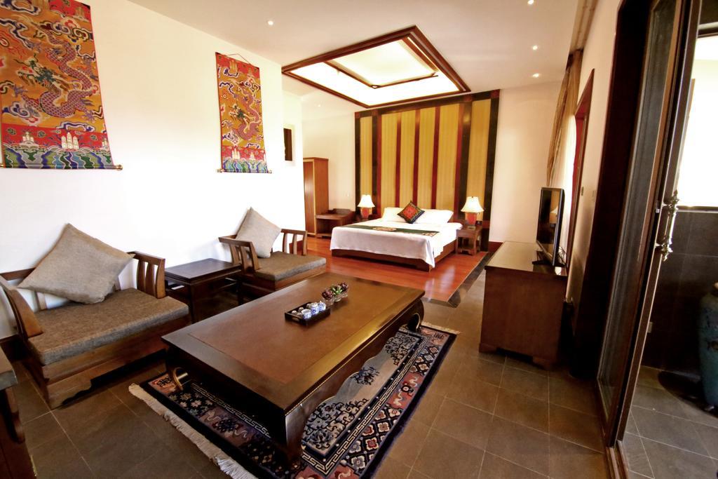 High Mountain Resort-Deqin Deqen Rom bilde