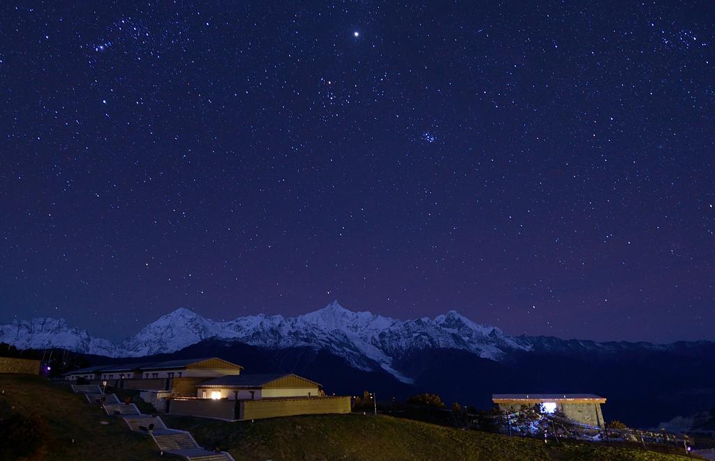 High Mountain Resort-Deqin Deqen Rom bilde